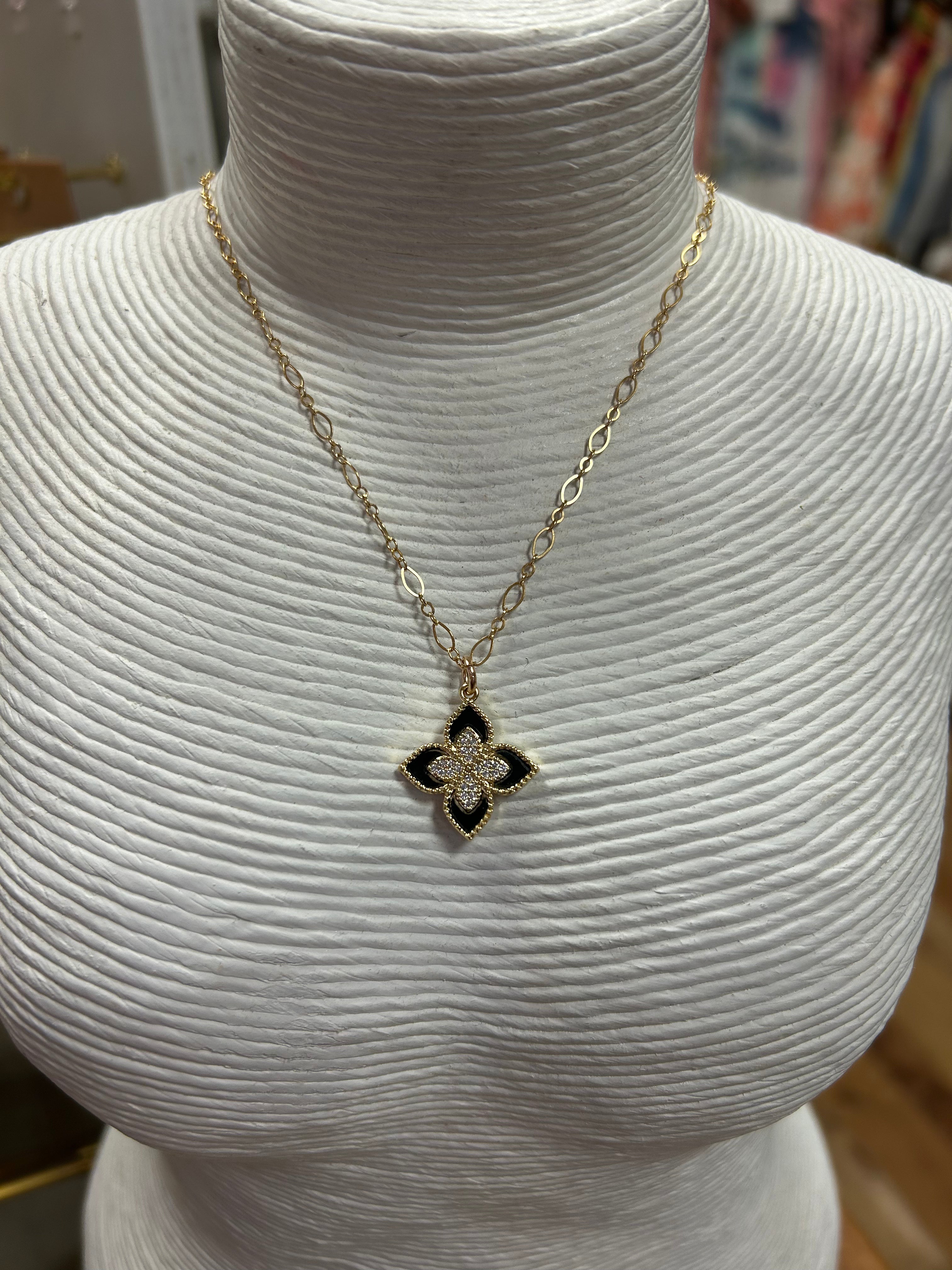 Clover Necklace S2
