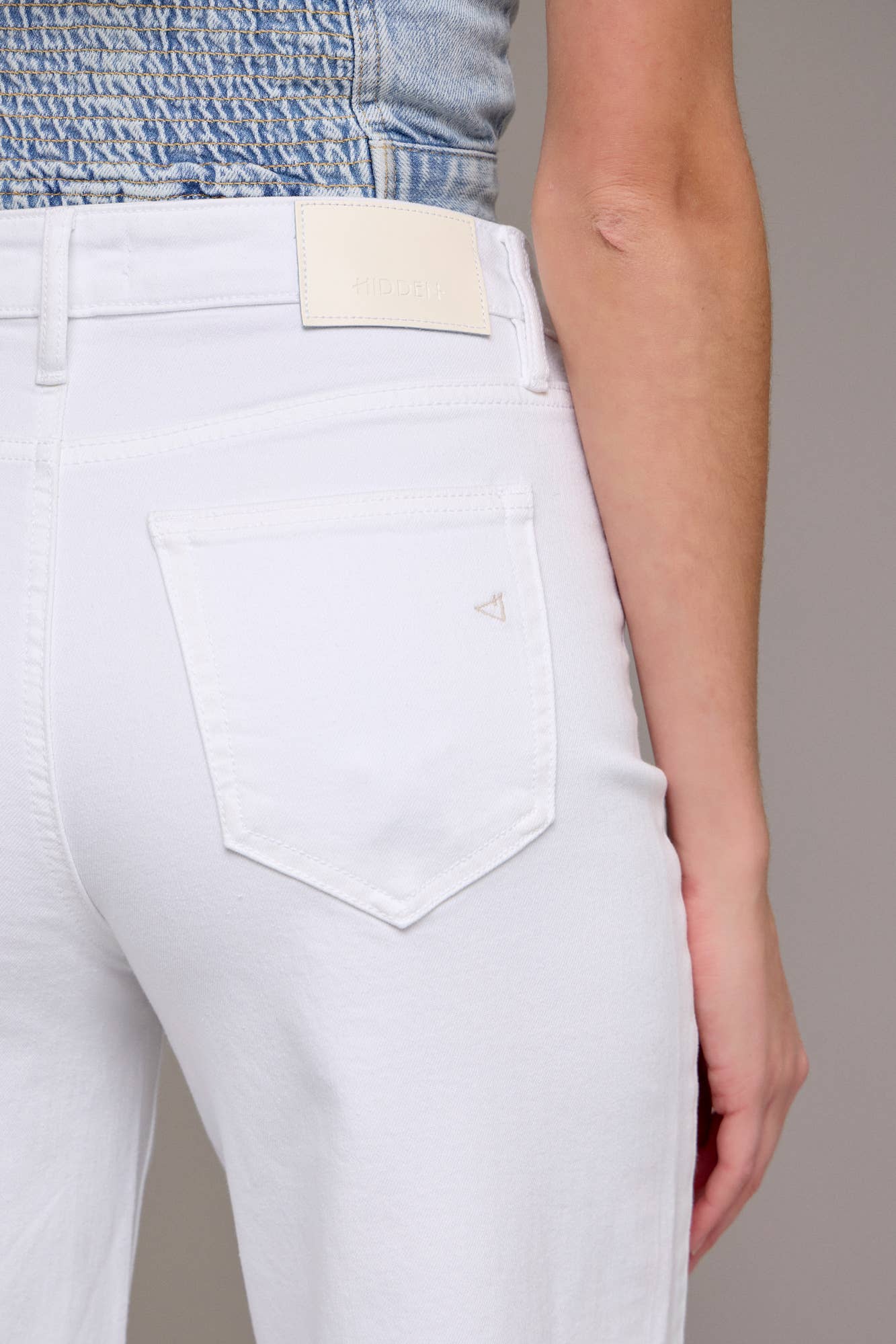 White Clean Cropped Wideleg