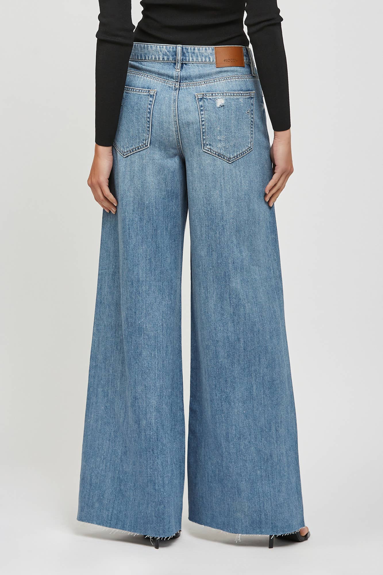 Medium Wash 33" Inseam Super Soft Oversized Wideleg