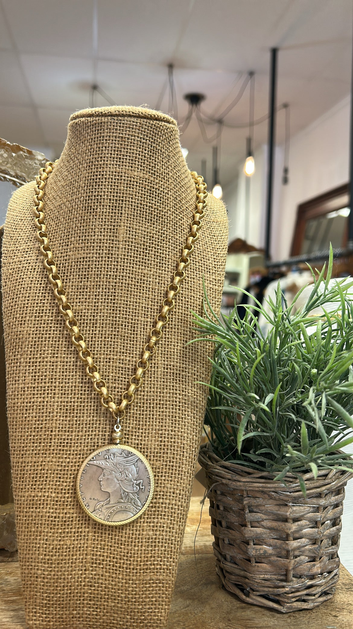 Liberty Pendant With Gold Matte Chain 1064
