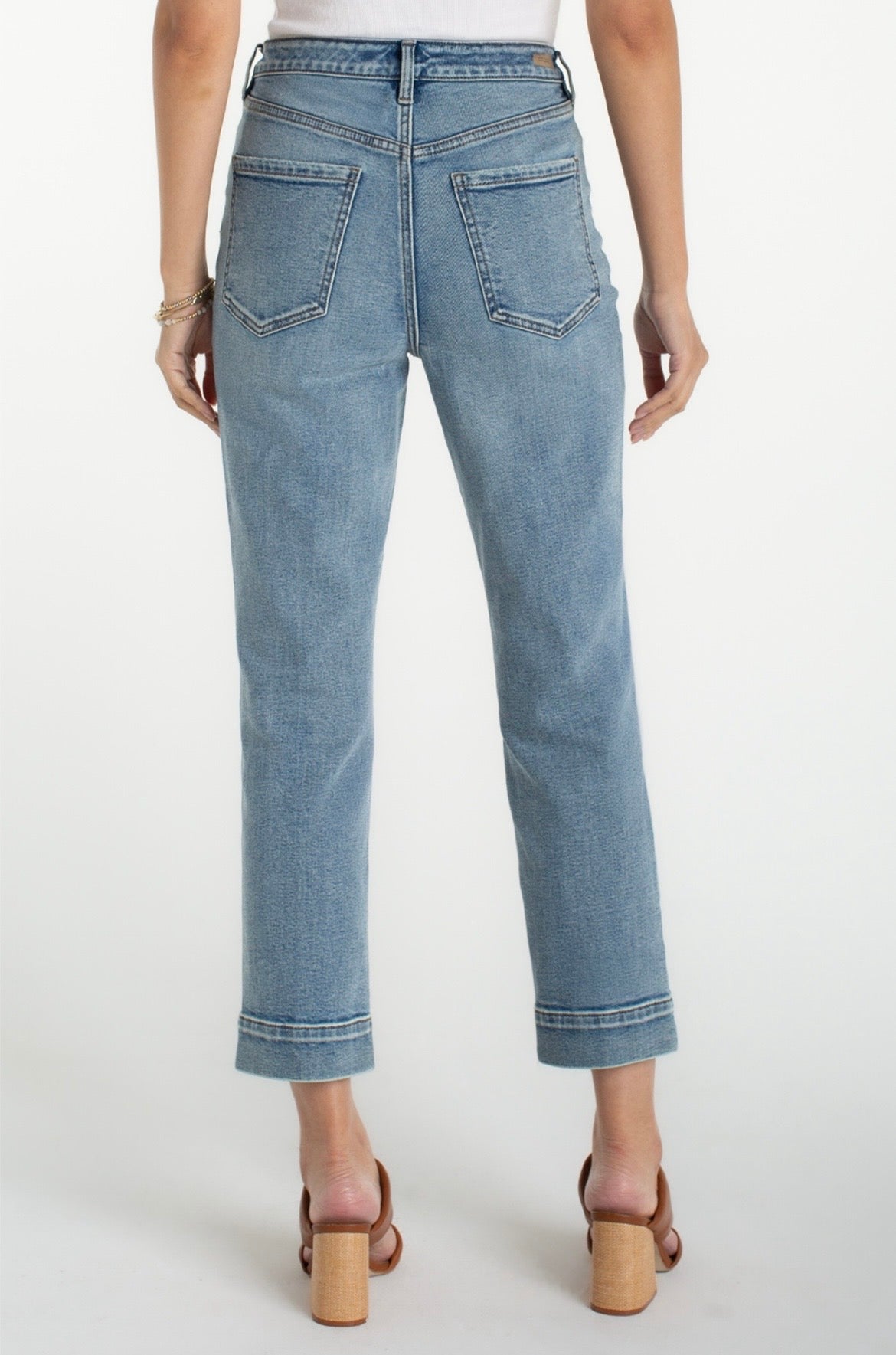 Liv Relaxed Crop Skinny W/ Wide Hem