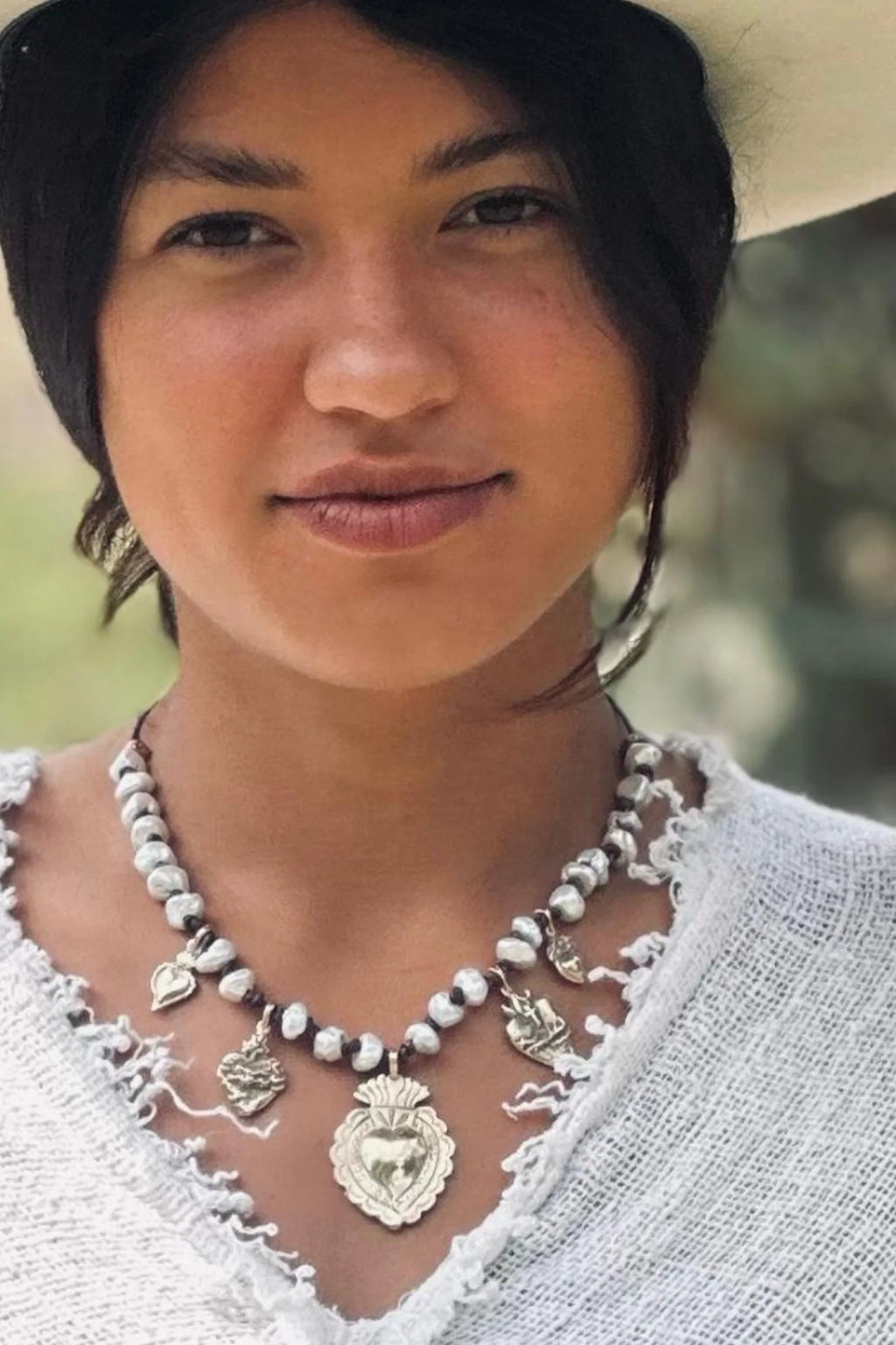 Eternal Hearts Pearl Necklace H1