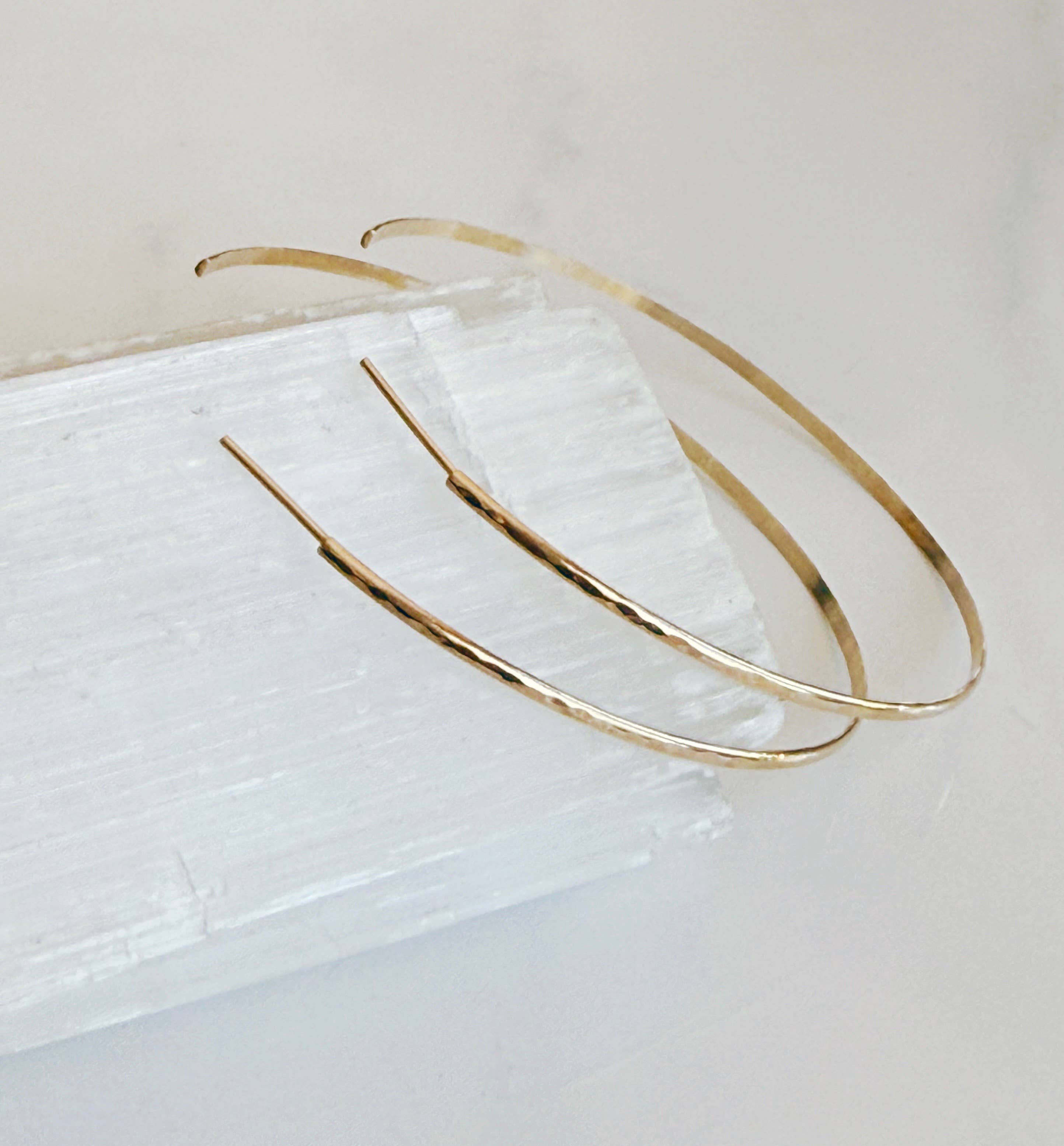 Large classic hammered hoops: Gold Filled Q11