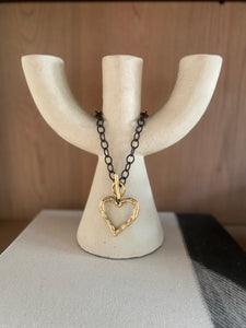 Rustic Chain With Big Heart C1