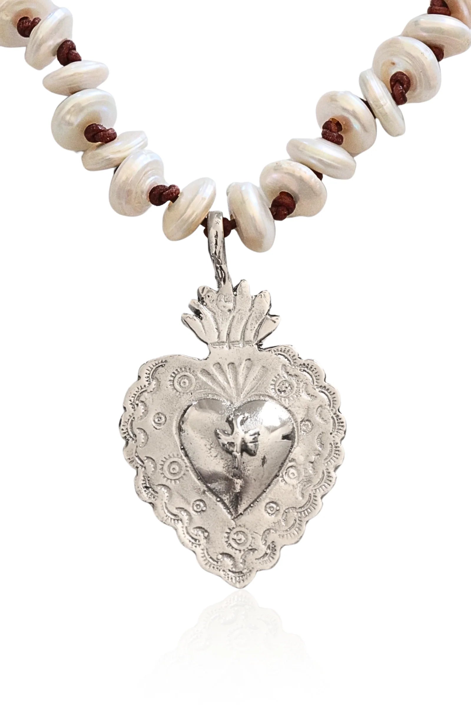 Sacred Heart Pearl Necklace in Silver A10