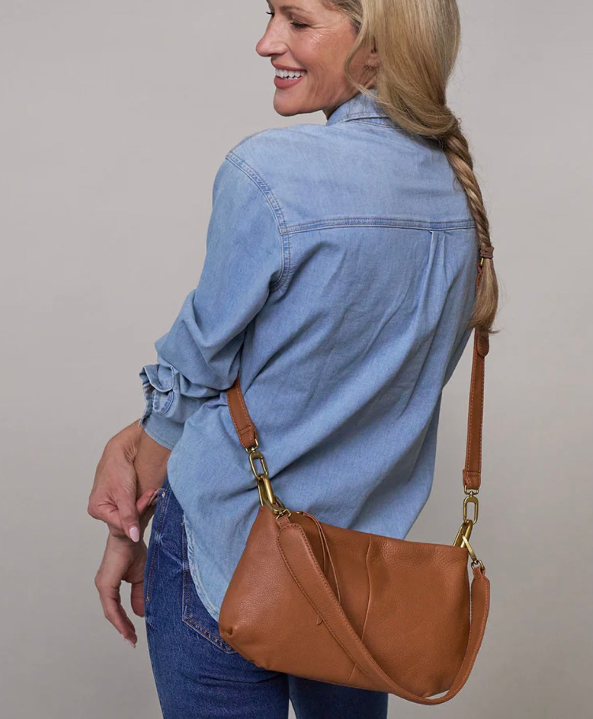 Advance Shoulder Crossbody