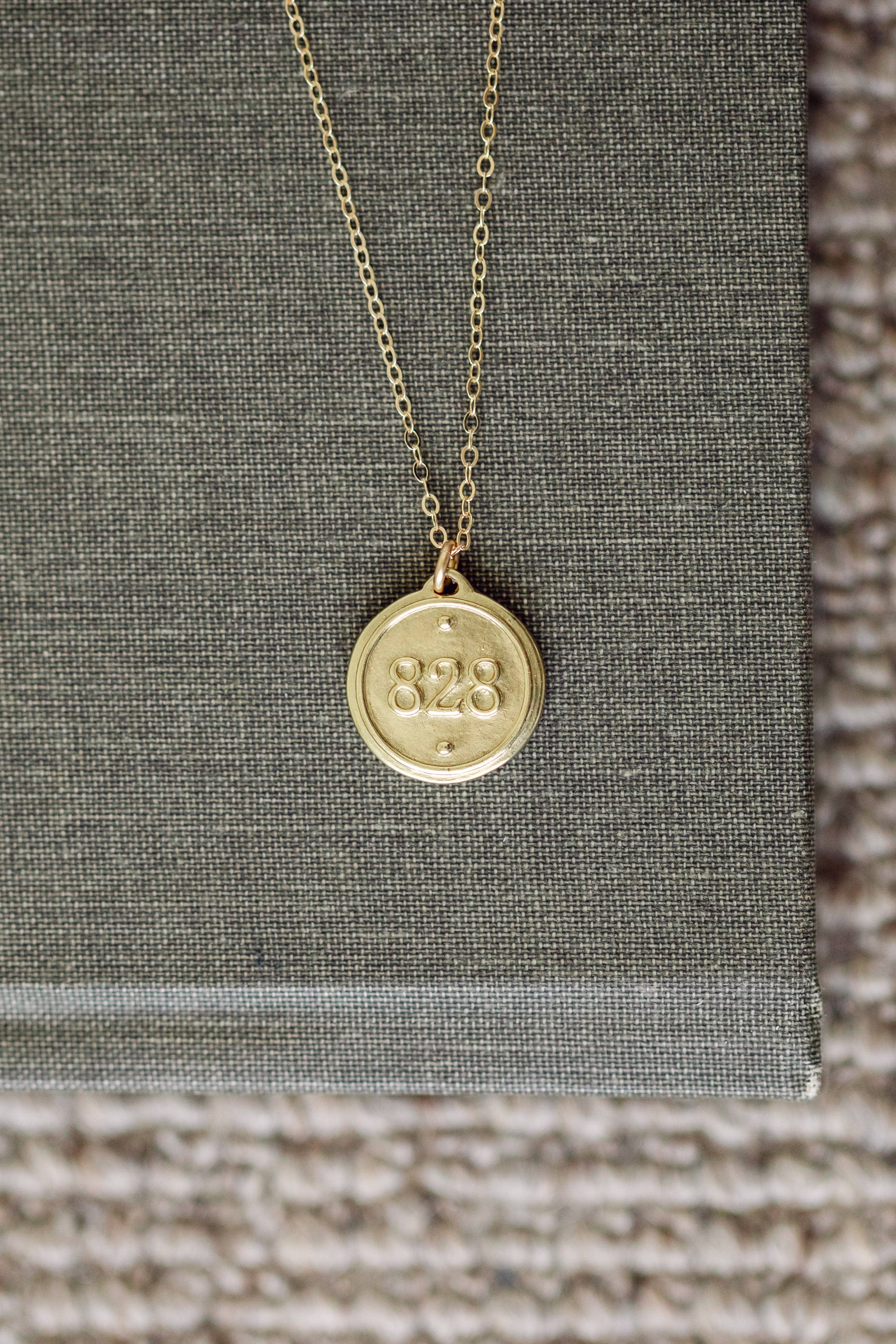 22" - Romans 8:28 (Petite Pendant Necklace)