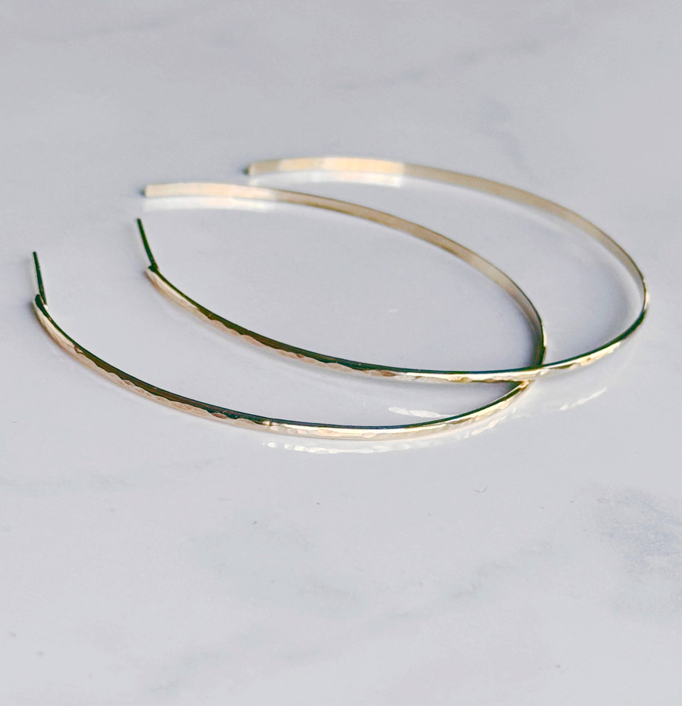 Large classic hammered hoops: Gold Filled Q11