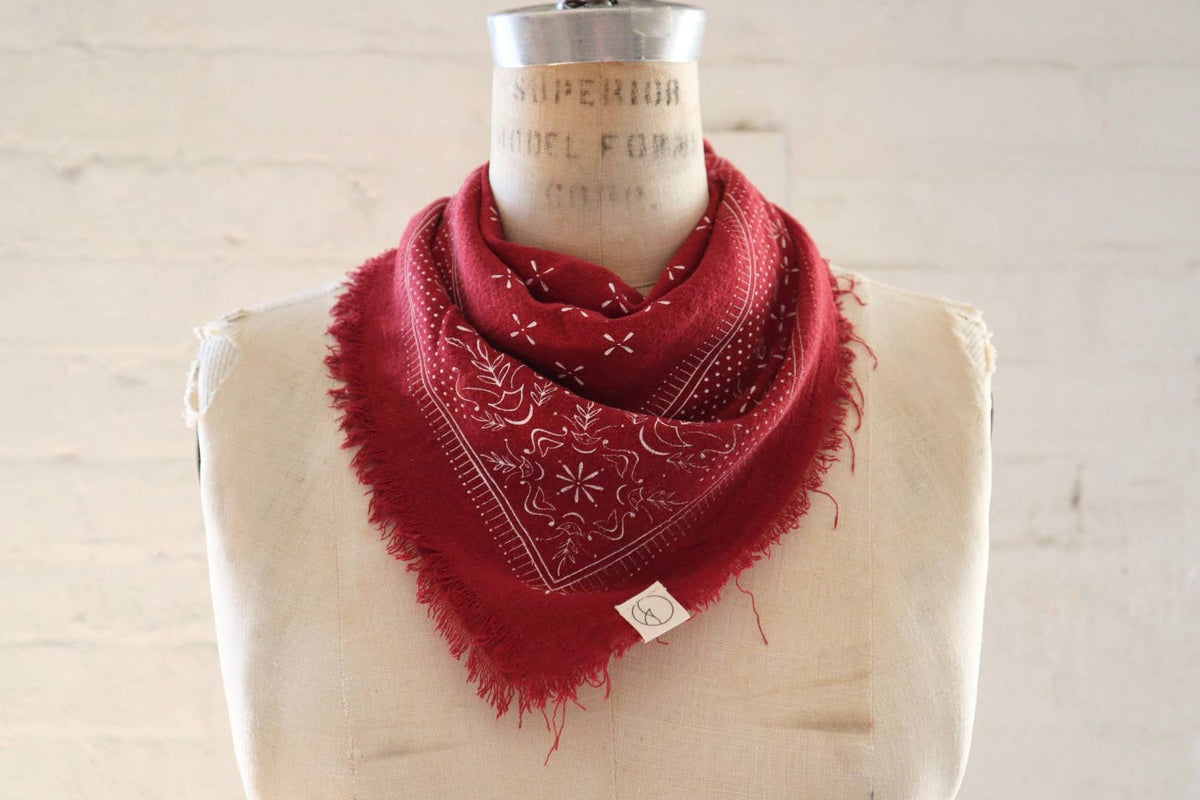 Poppy Red Classic Print Naturally Dyed Bandana (white) G6