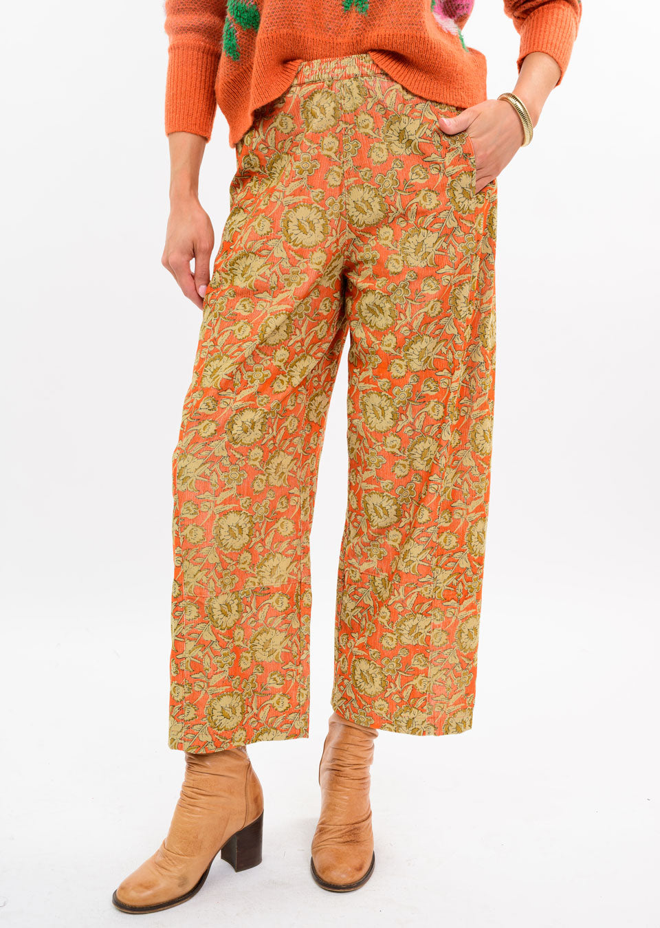 Corduroy Barrel Pant