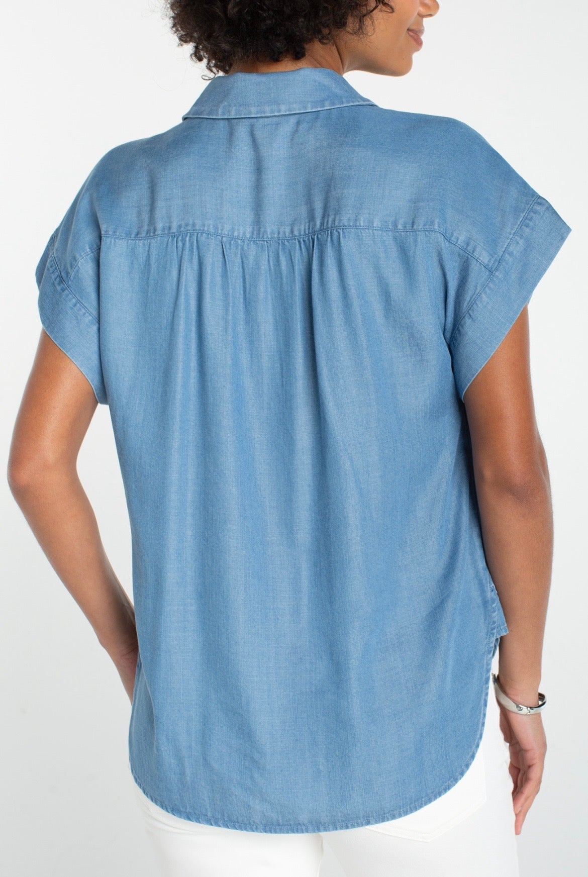 Popover Shirt with Shirring
