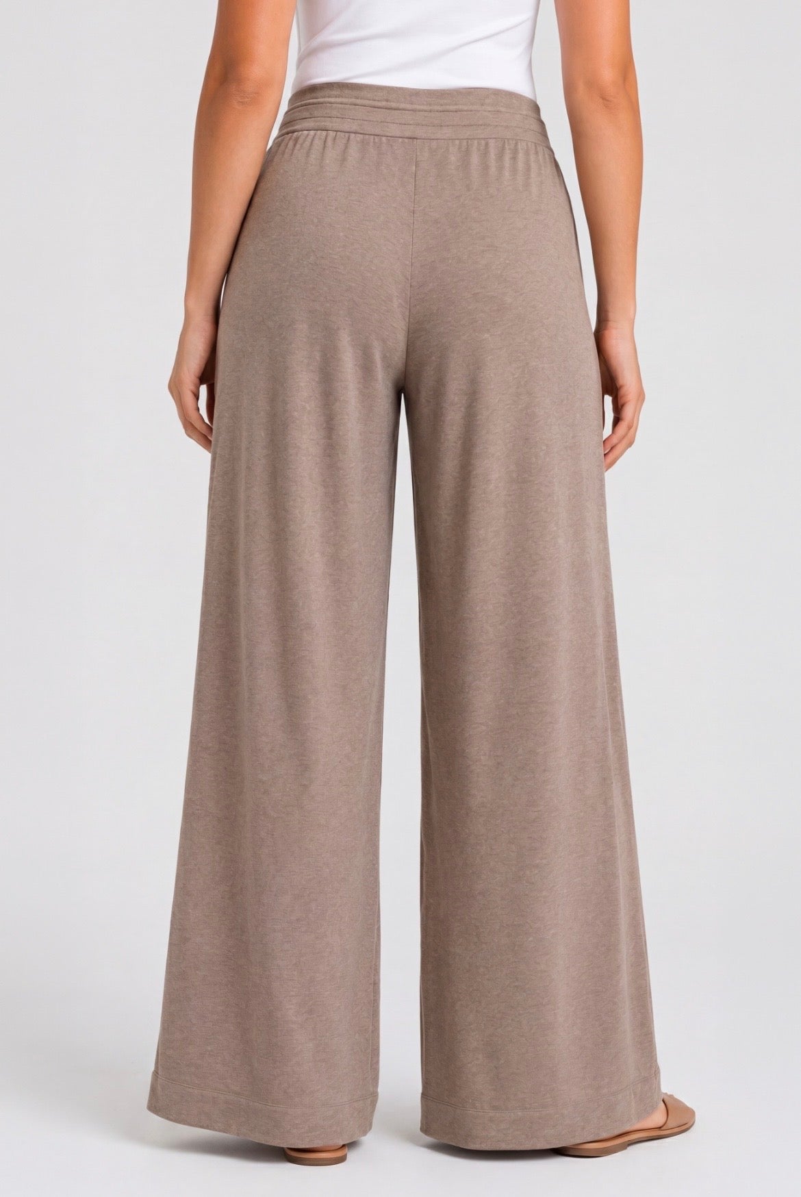 Pull-on Pleated Wide Leg