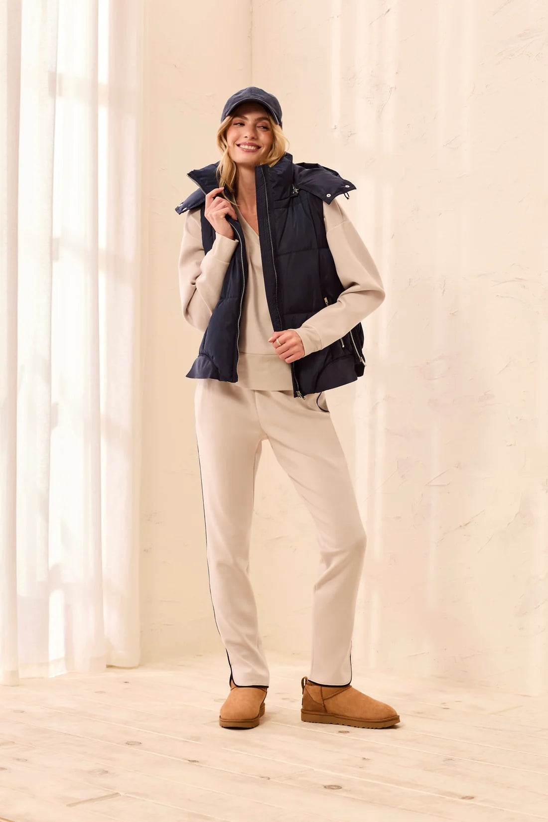 Quilted Puffer Vest With Removable Hood