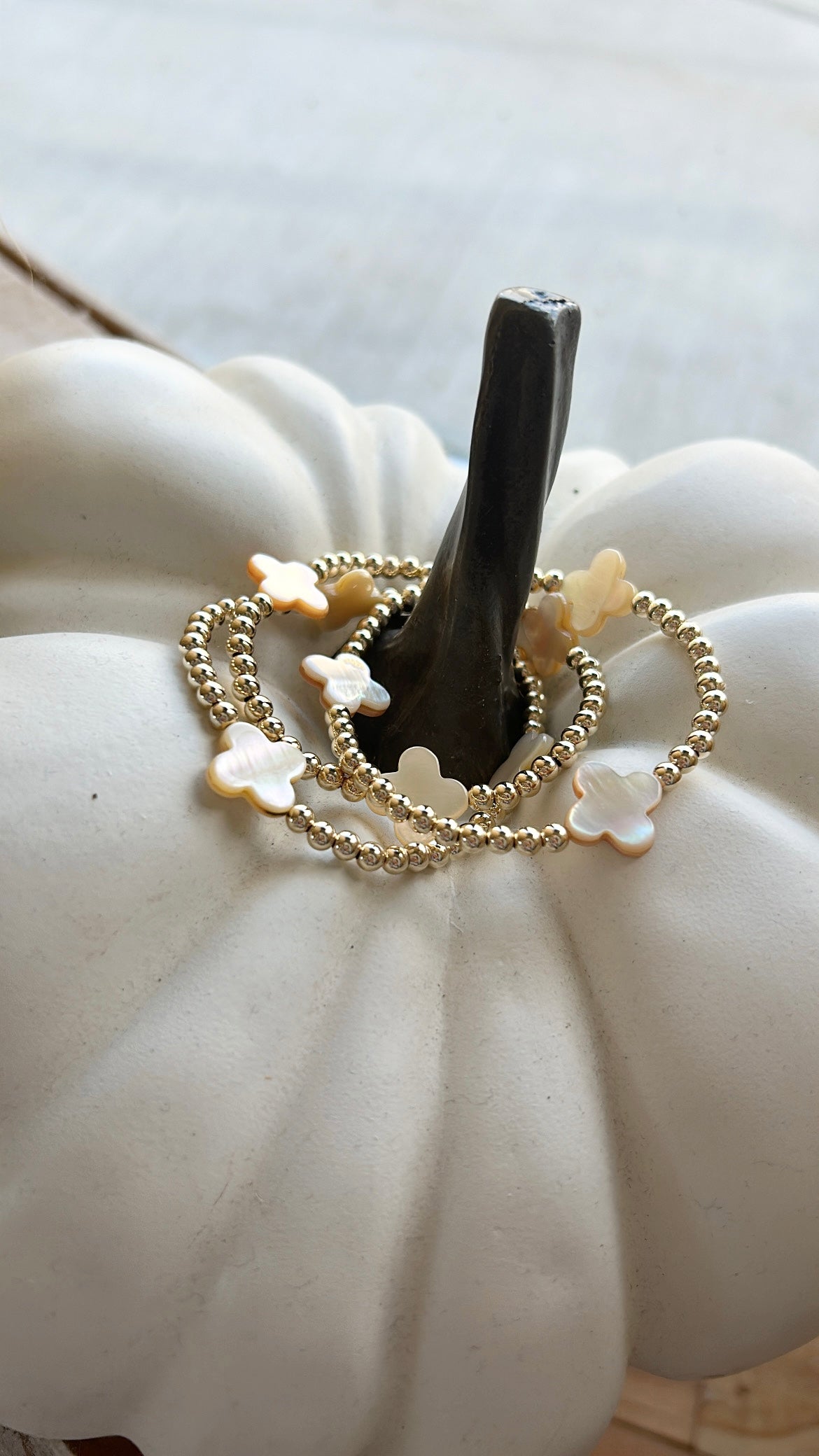 Clover Pearl Bracelet M9