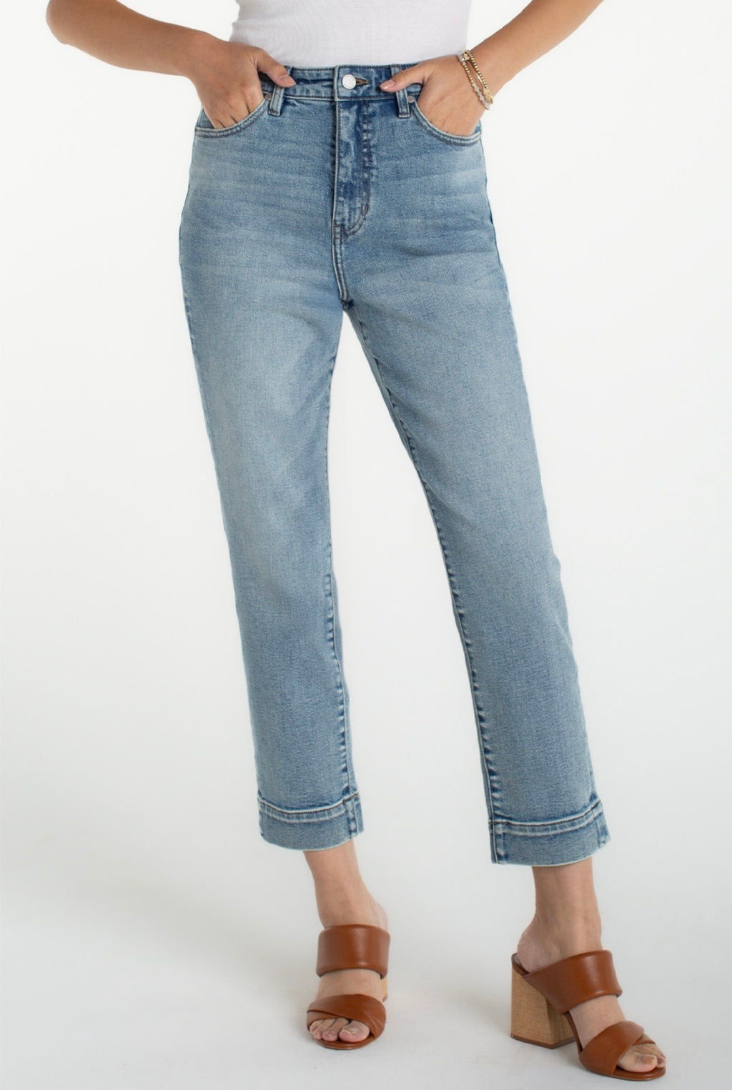 Liv Relaxed Crop Skinny W/ Wide Hem