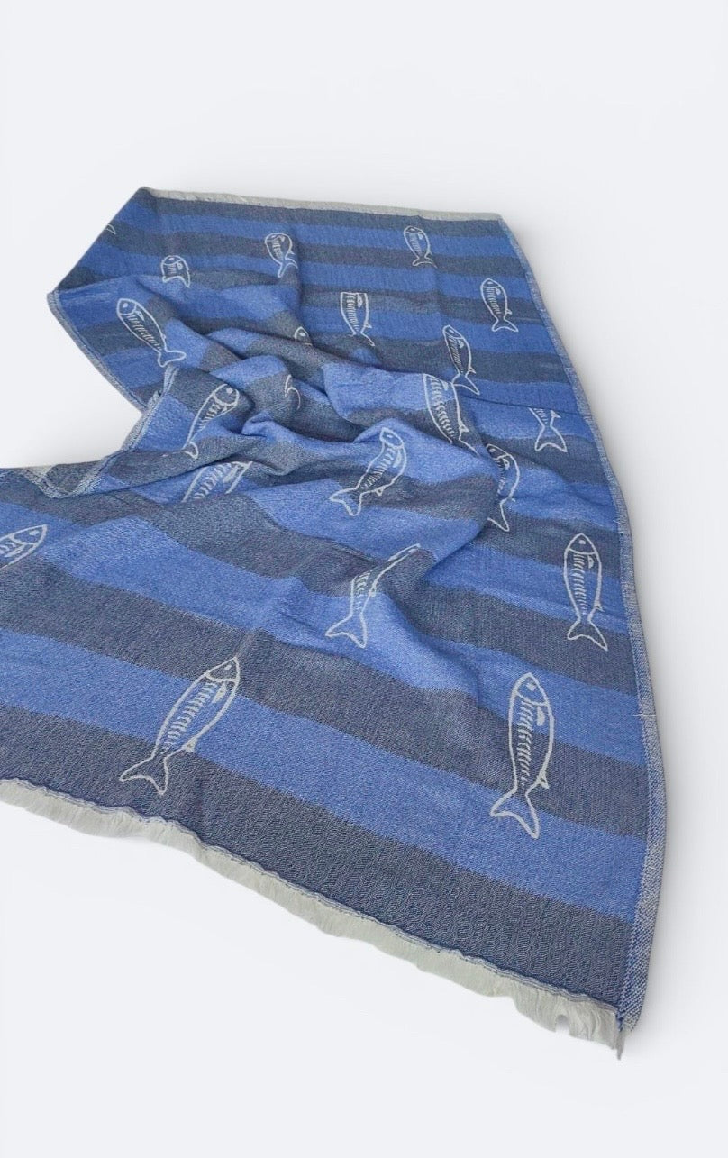 DORSEA fish towel