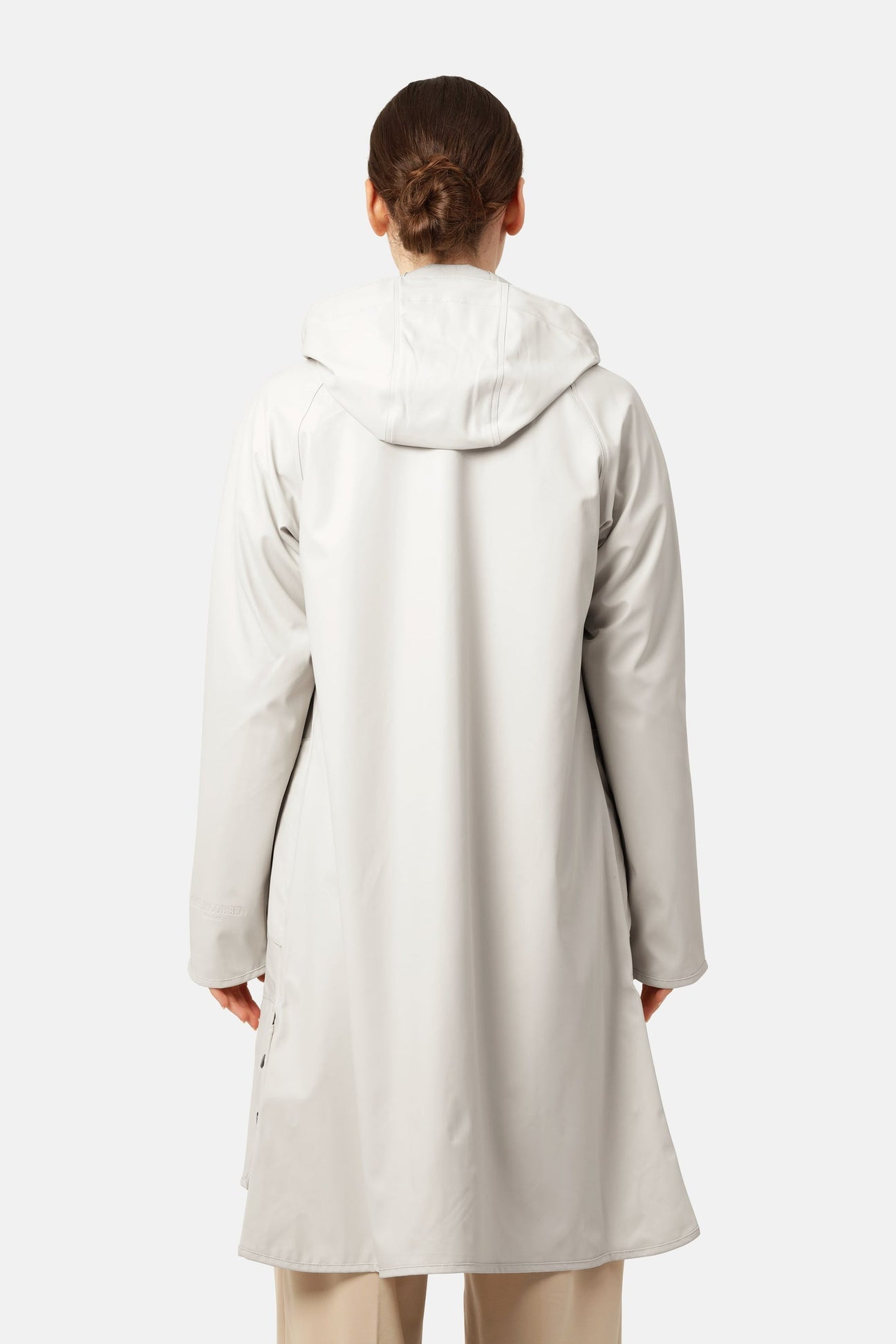 ILSE JACOBSEN HORNBÆK RAIN 71 HOODED RUBBERIZED COAT | MILK CREME 121