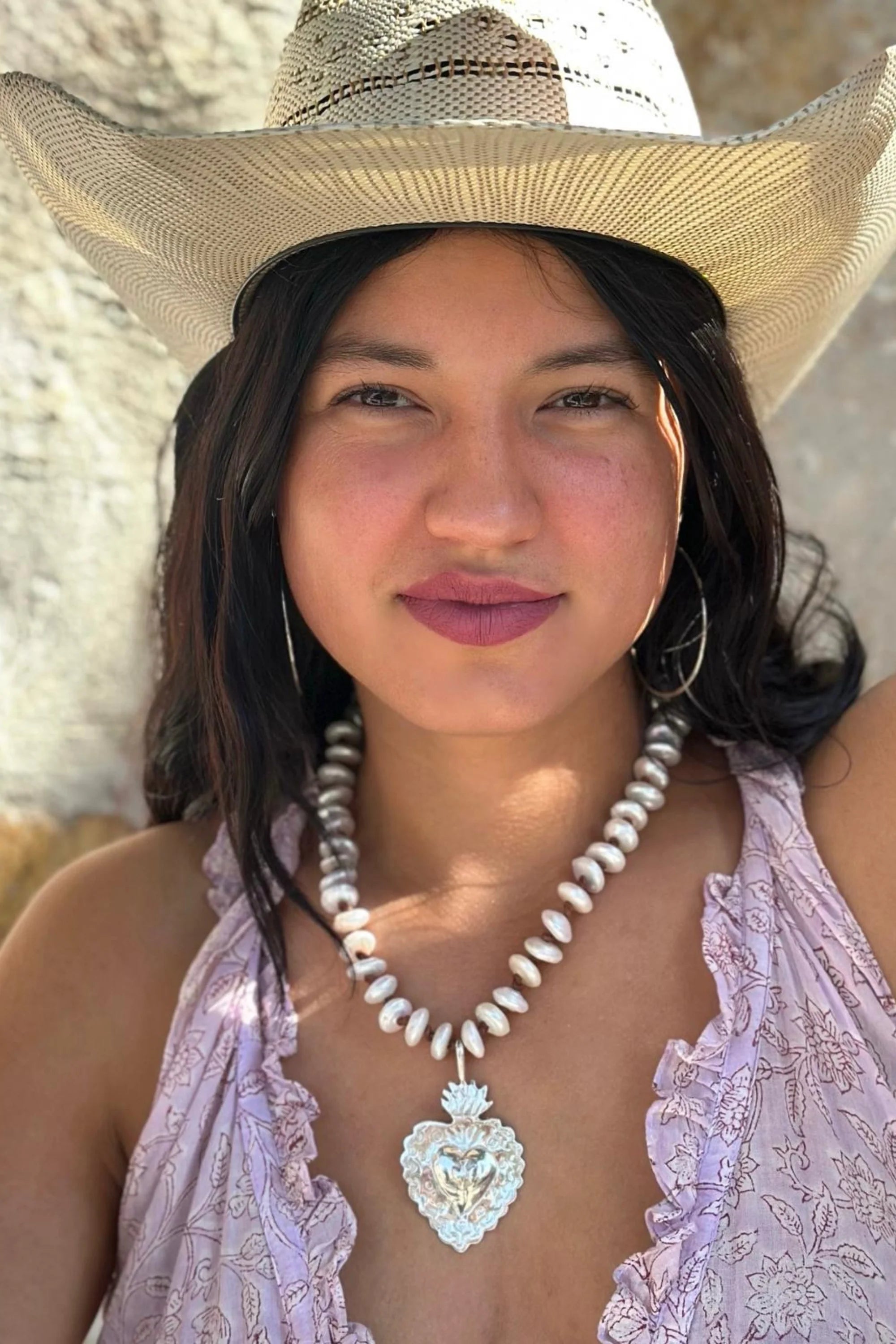 Sacred Heart Pearl Necklace in Gold