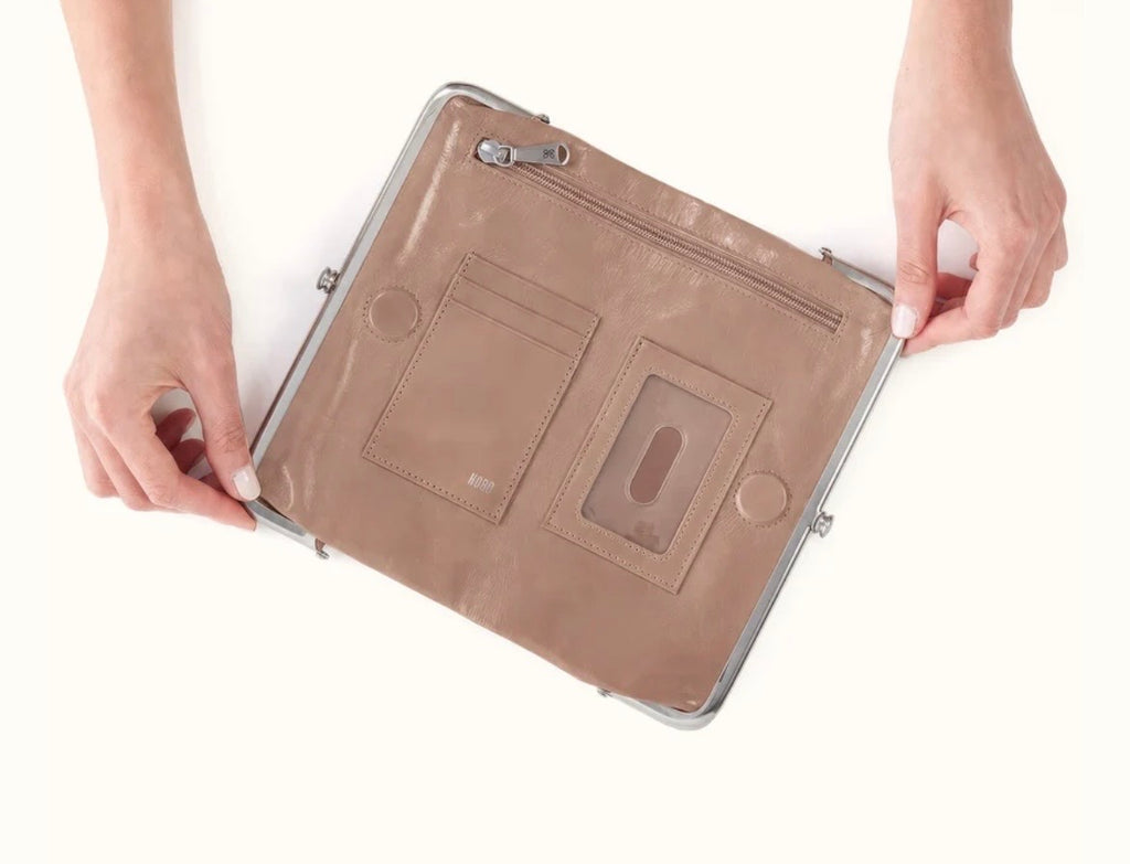 Lauren Clutch-Wallet