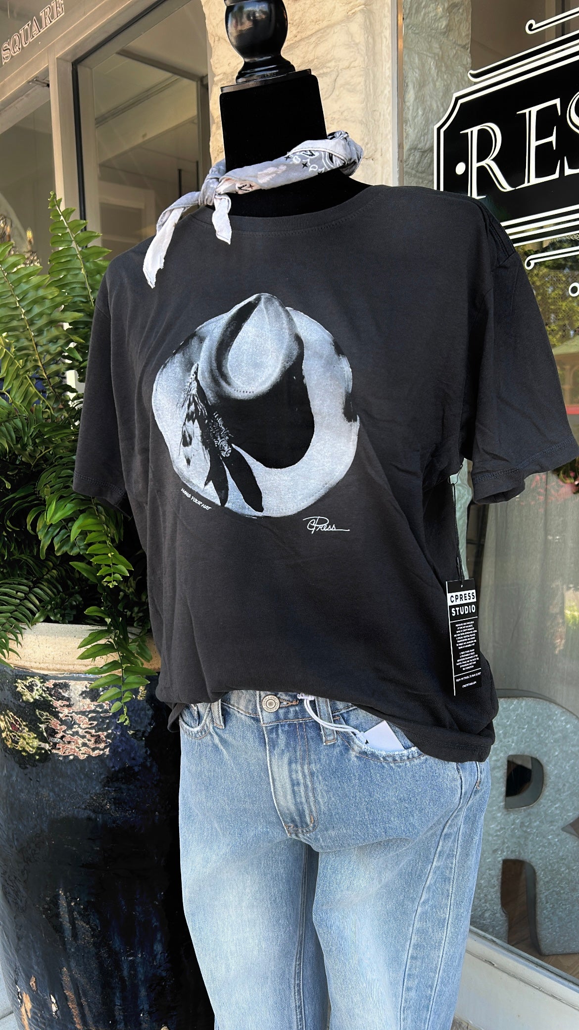 Hang Your Hat Mushie Tee