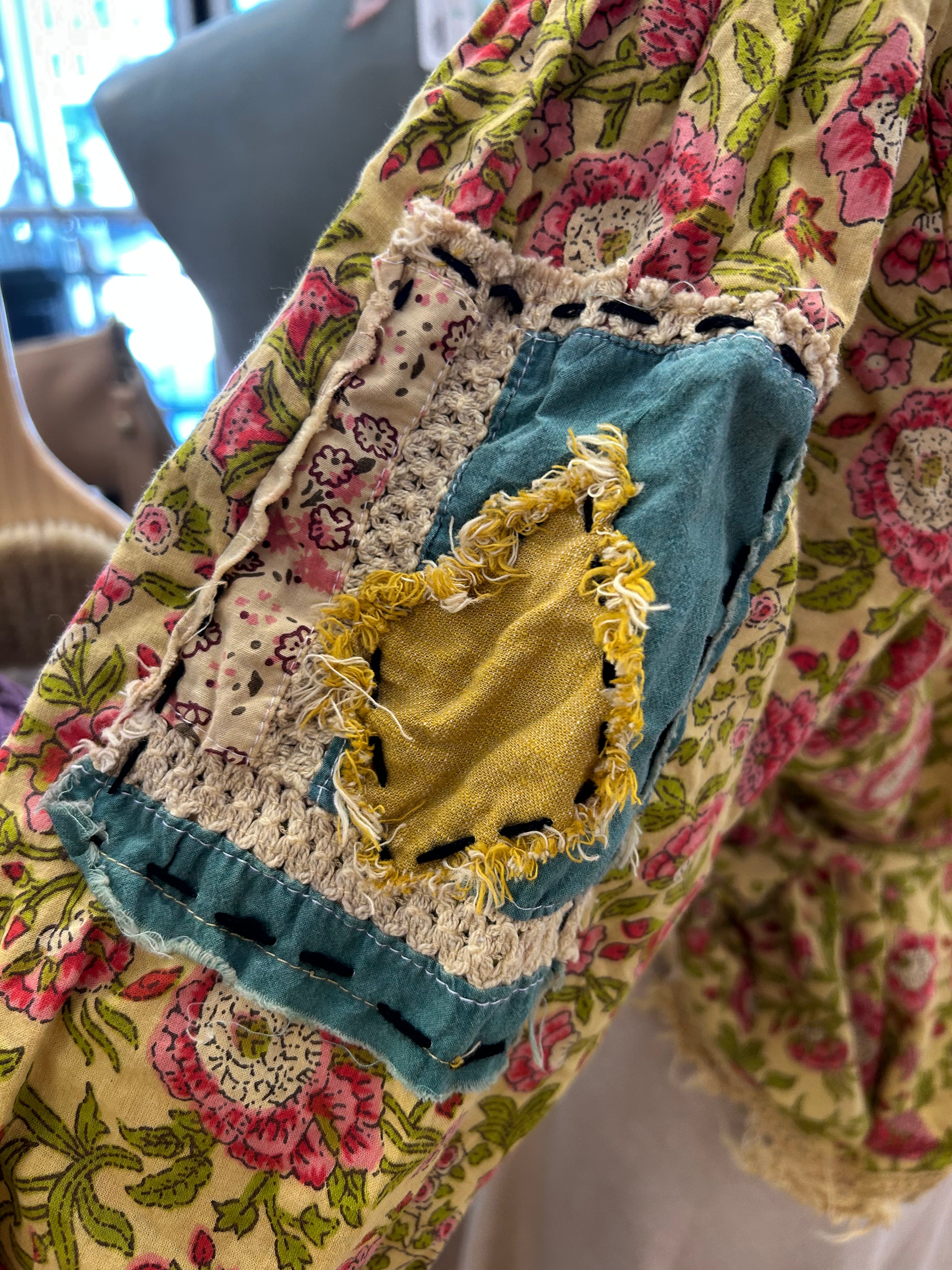 Cheerful Walks Wrap