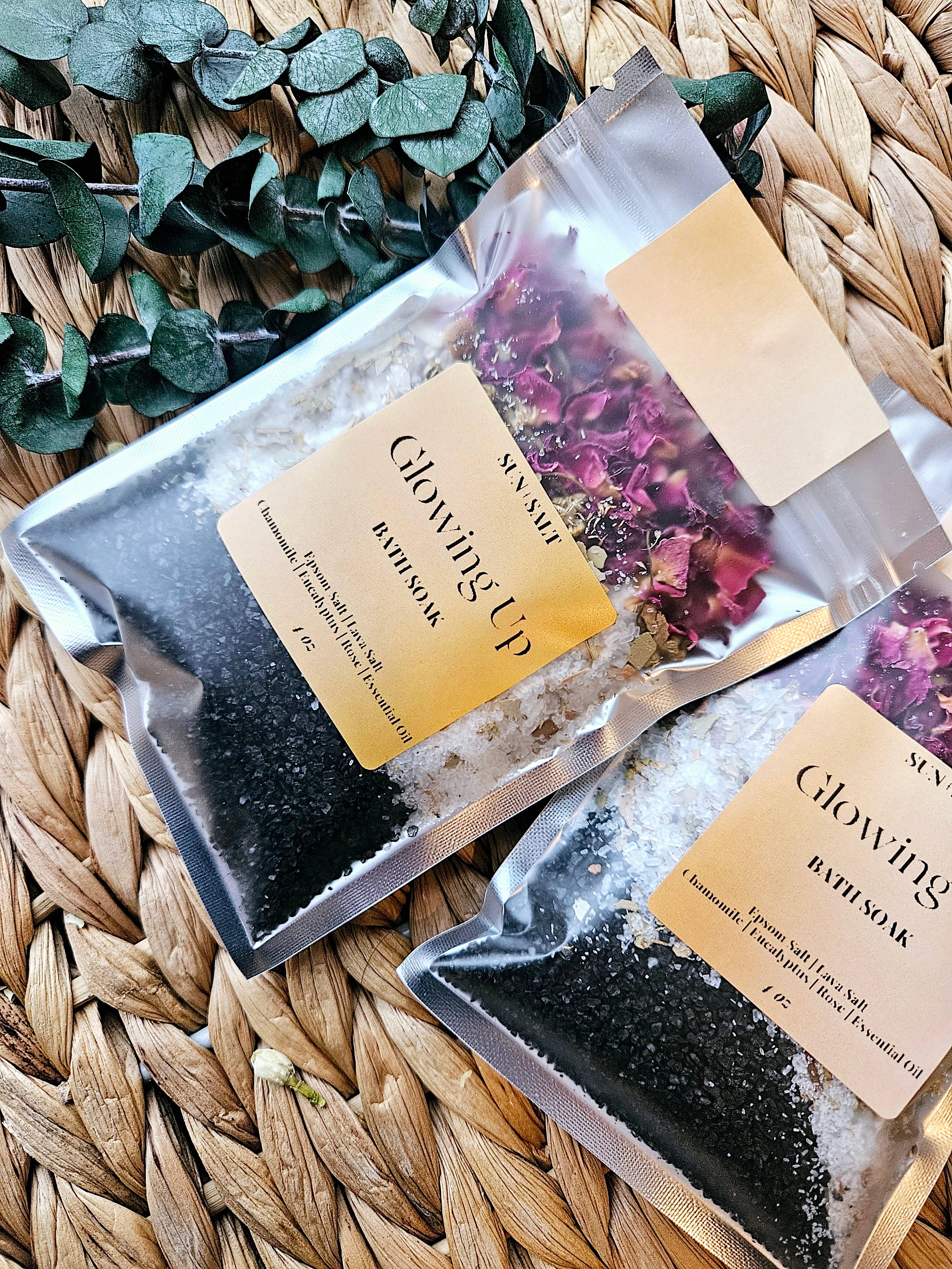 Glowing Up Bath Salt - Bath Soak - Single Use