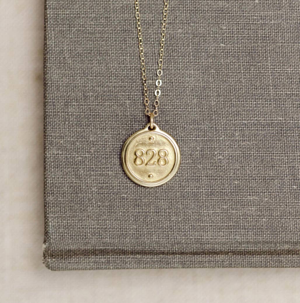 22" - Romans 8:28 (Petite Pendant Necklace)