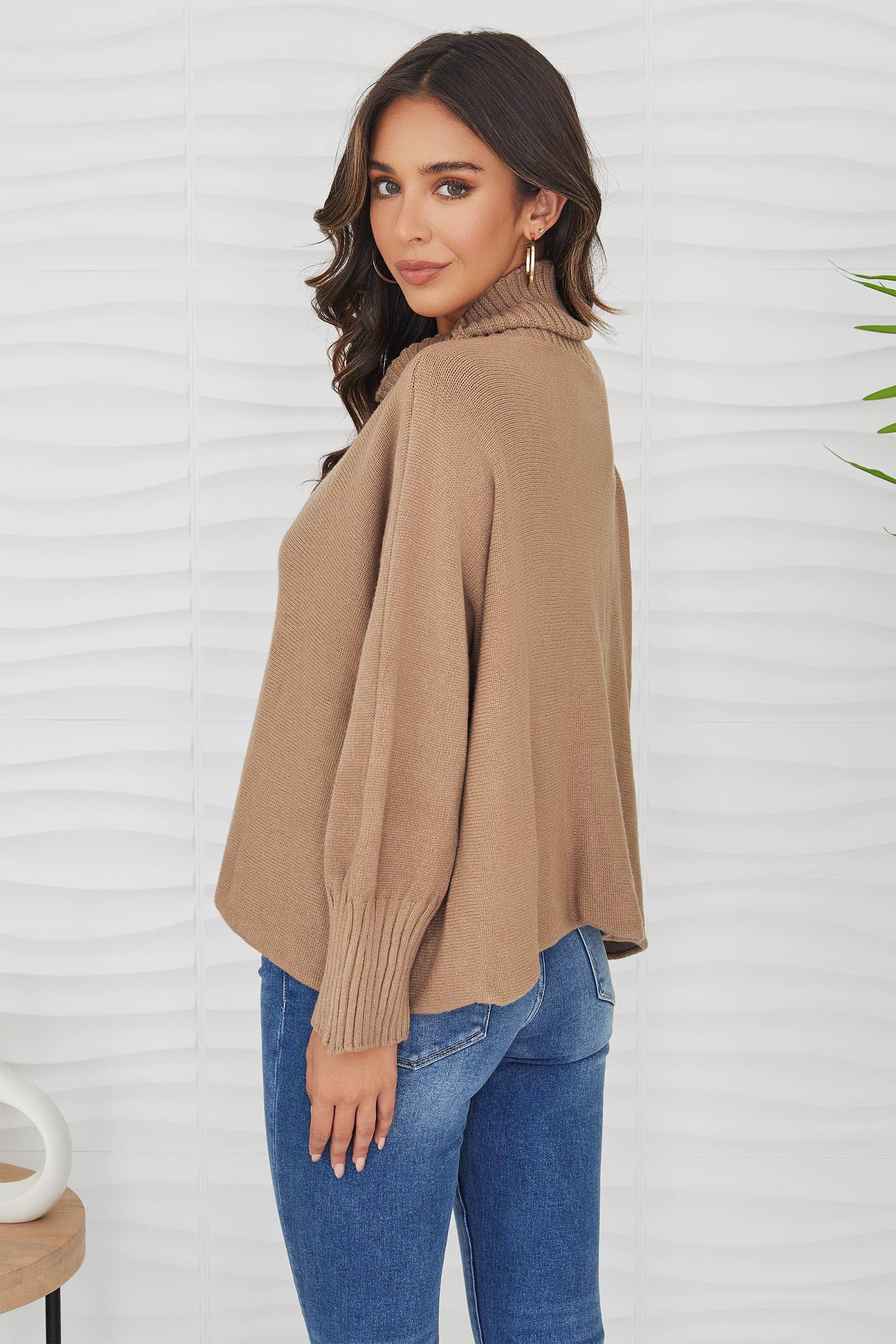 DRAPEY TURTLENECK KNIT SWEATER