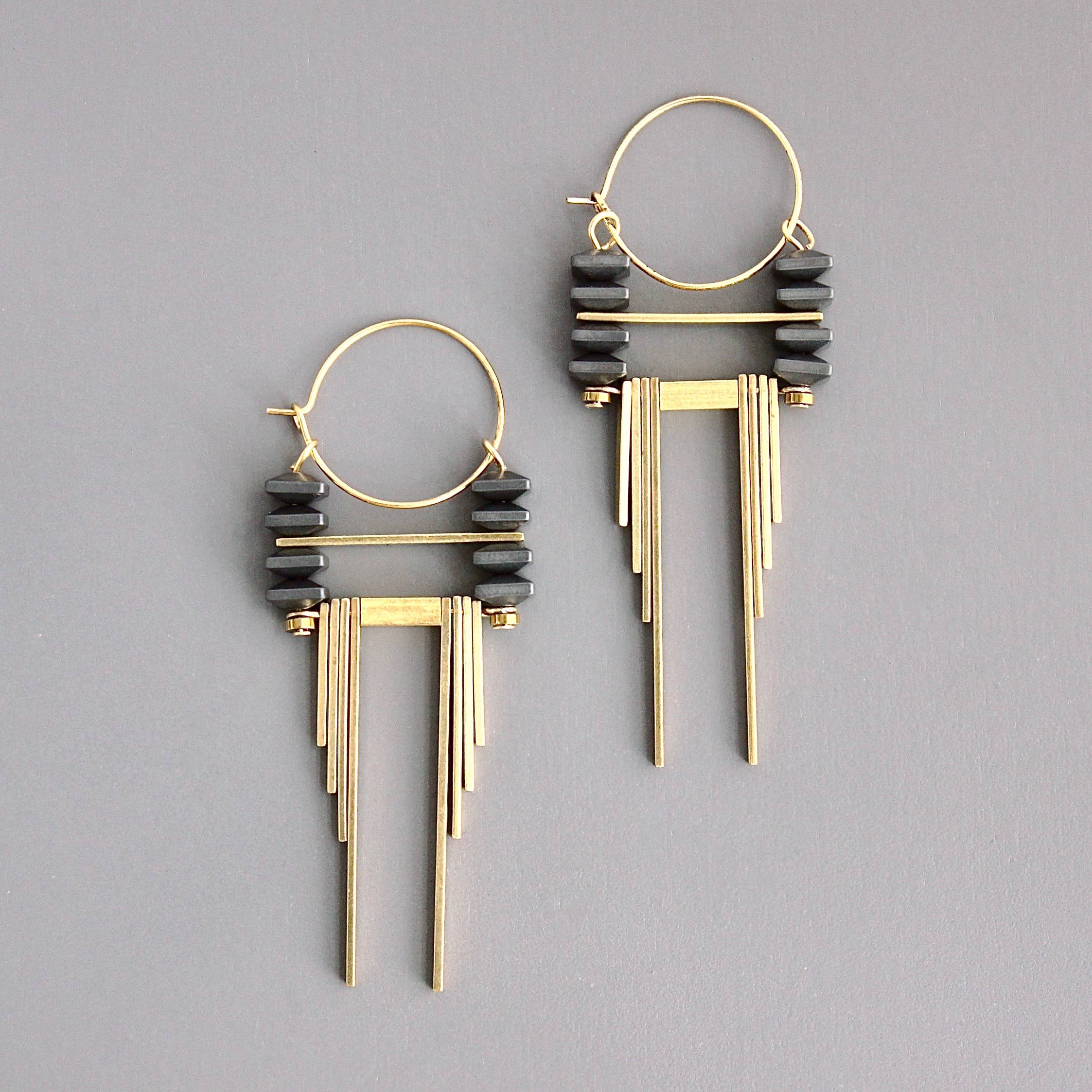 ArtDeco hematite and brass hoop earrings 54