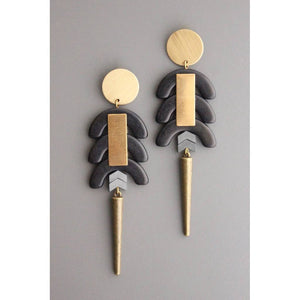 Black Stone Geometric Dangle Earrings 29