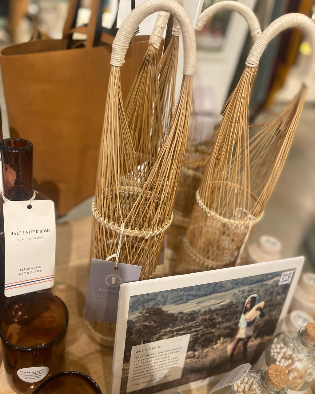 Julieta Bamboo Bottle Carrier
