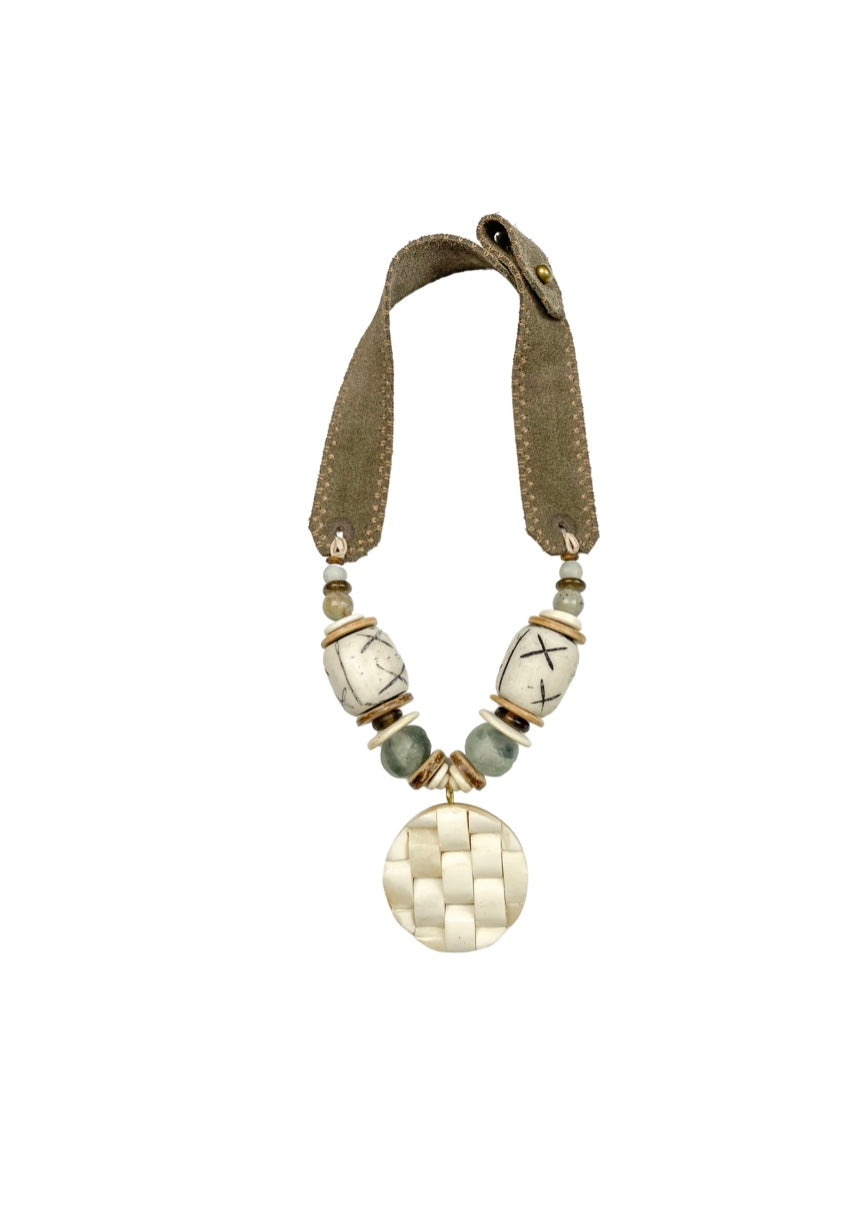 Mid Pendant Necklace Stone